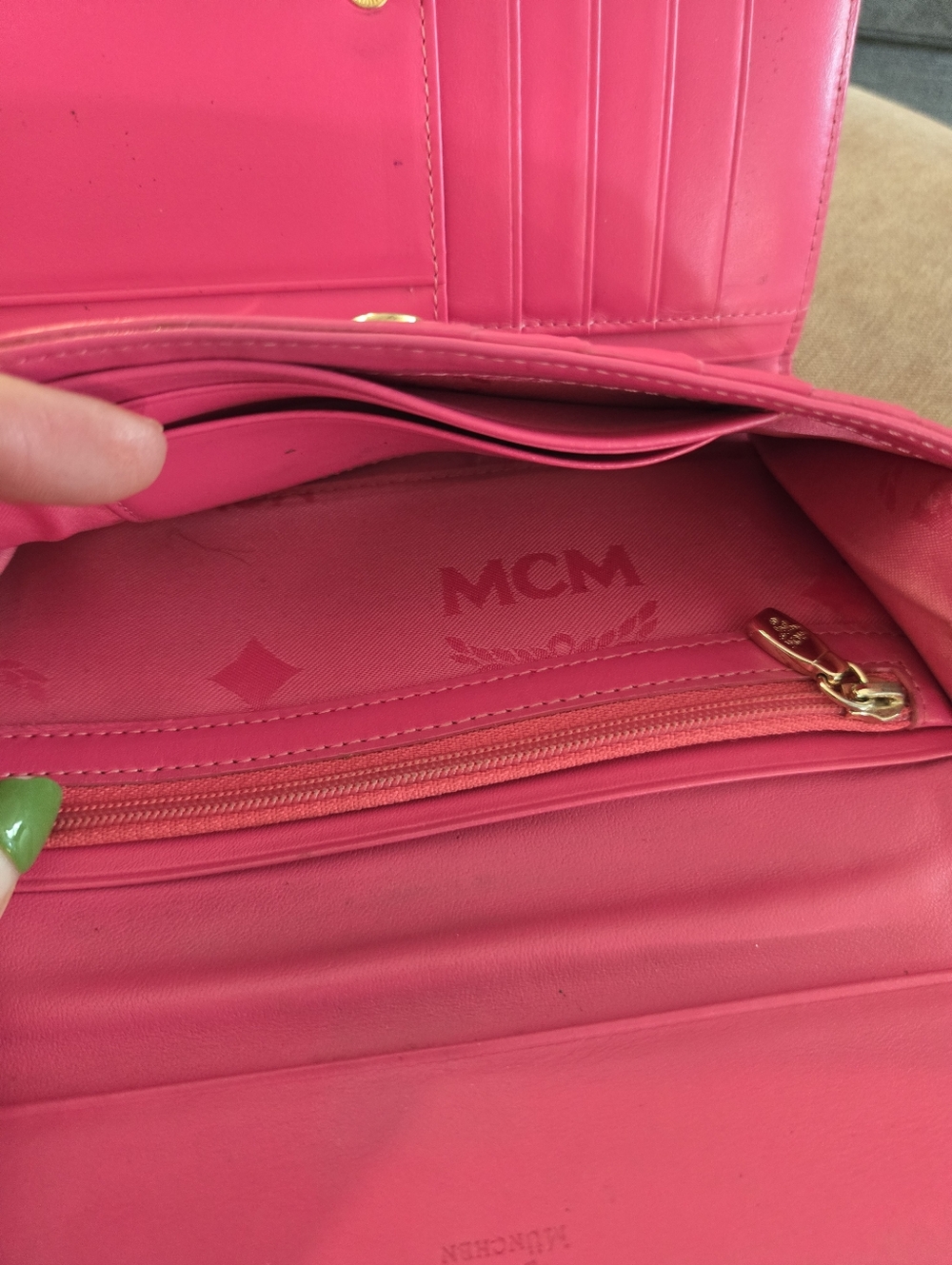 MCM Sweet Visetos Wallet - Picture 7 of 14